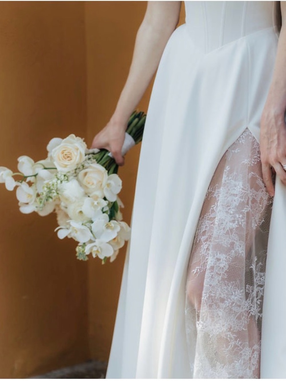 Wona Concept Eva Lendel Baccara Wedding Dress - Picture 3 of 5